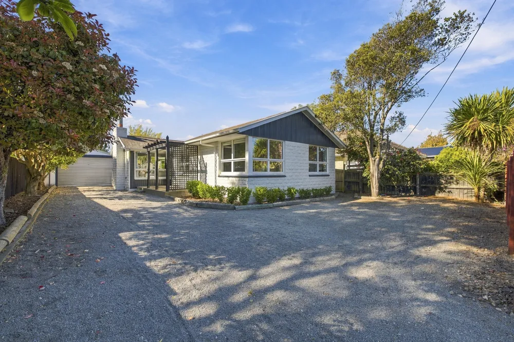 Photos of 48 Waitikiri Drive