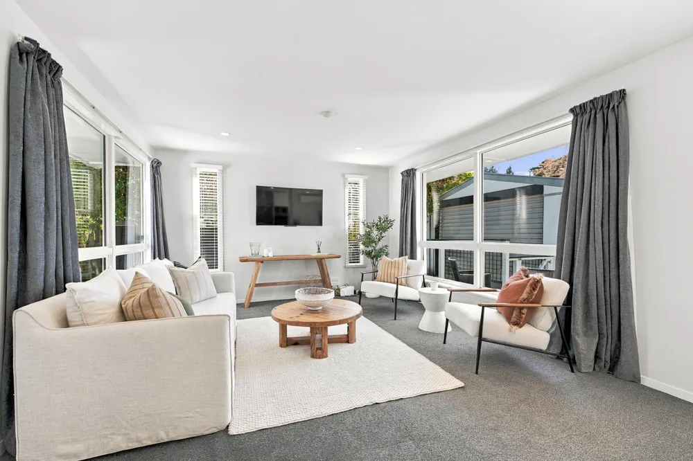 Photos of 48 Waitikiri Drive