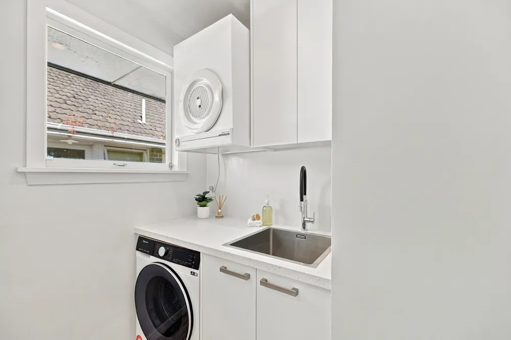 Photos of 48 Waitikiri Drive