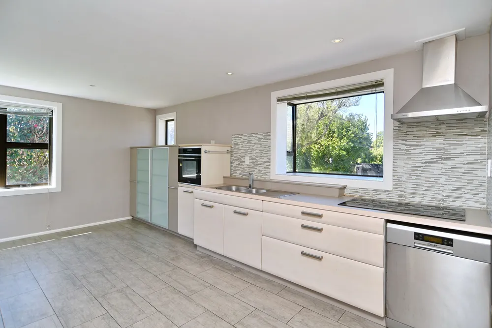 Photos of 11 Bainton Street