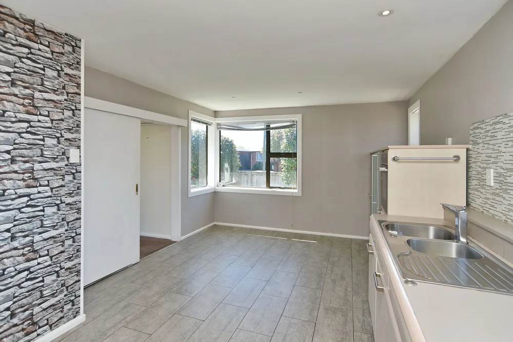Photos of 11 Bainton Street