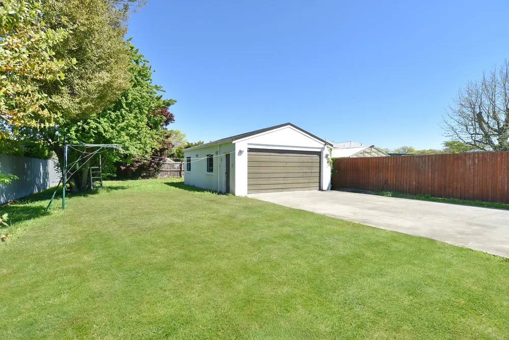 Photos of 11 Bainton Street