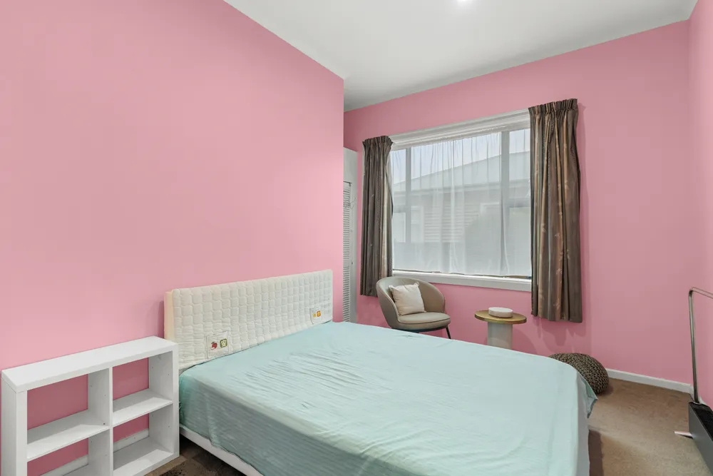 Photos of 17 Mackenzie Avenue
