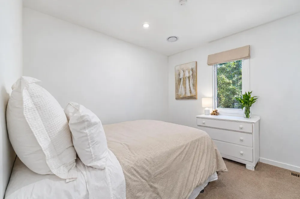 Photos of 19 Stirling Street