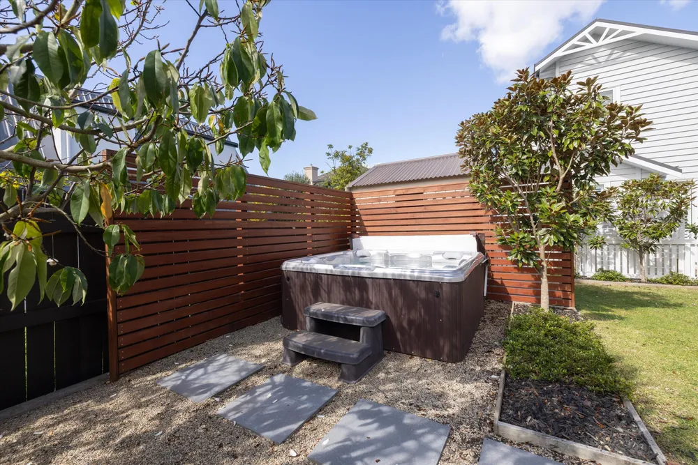 Photos of 31A Harvey Street