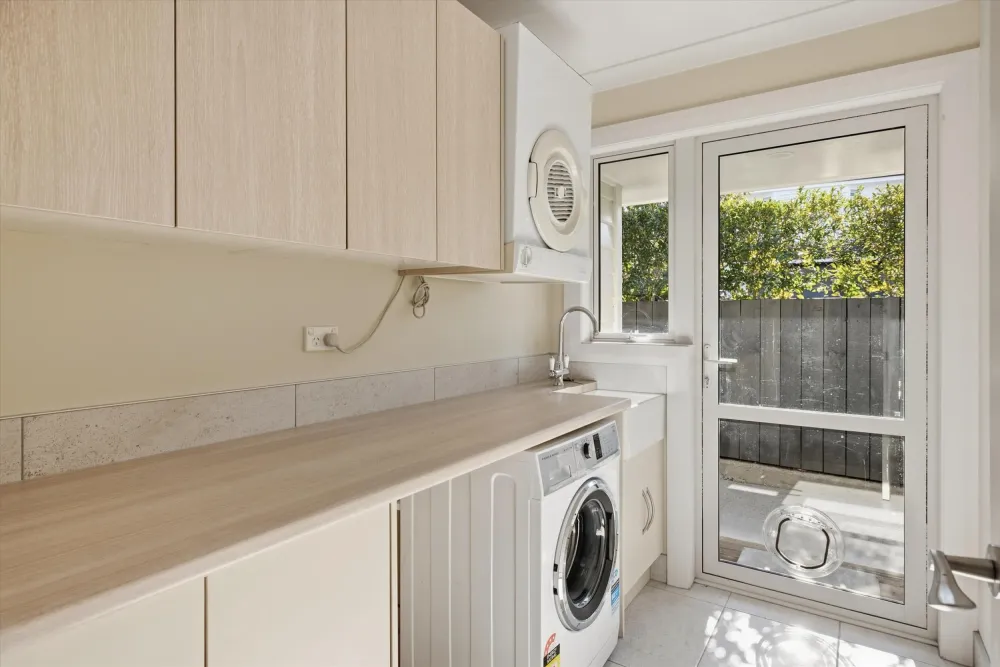 Photos of 31A Harvey Street