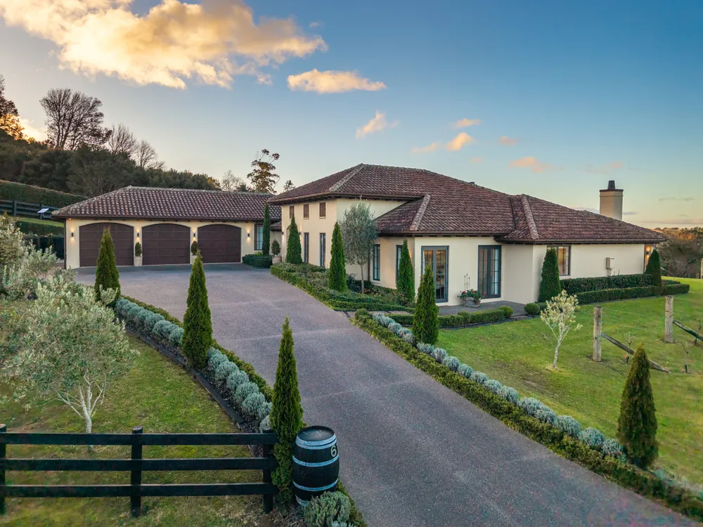 Photos of 61A Whitford Park Road