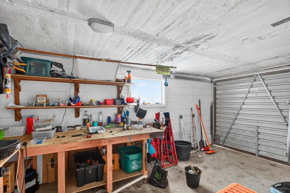 Photos of 954 Whangaparaoa Road
