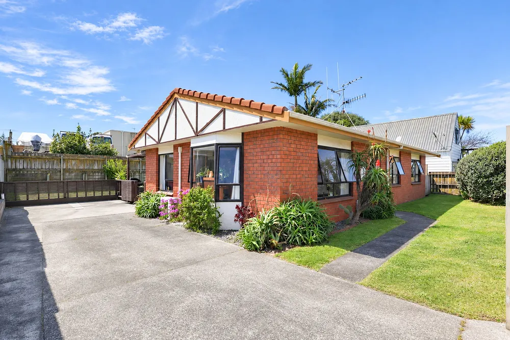Photos of 36B Percy Road