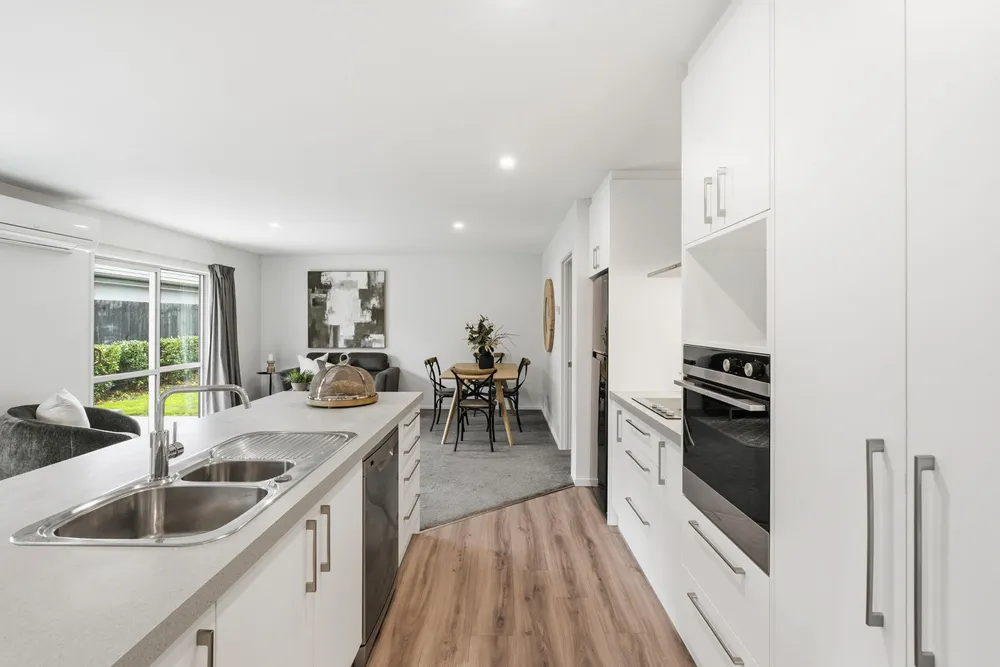 Photos of 8 Te Whariki Street