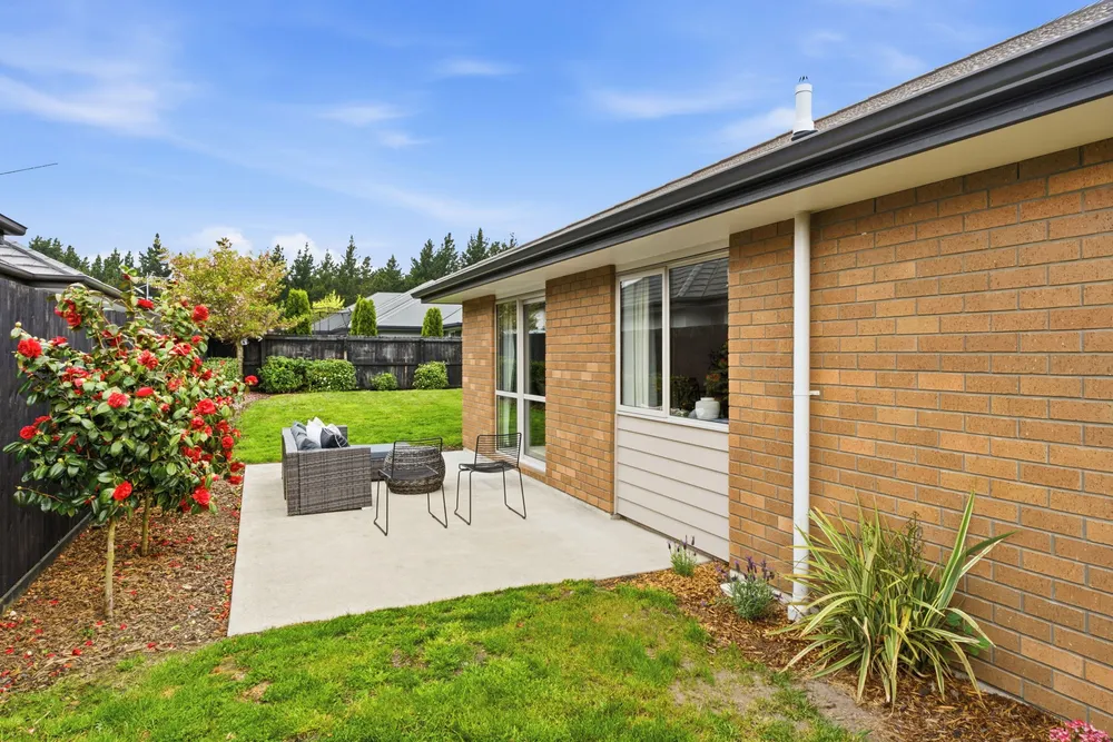Photos of 8 Te Whariki Street
