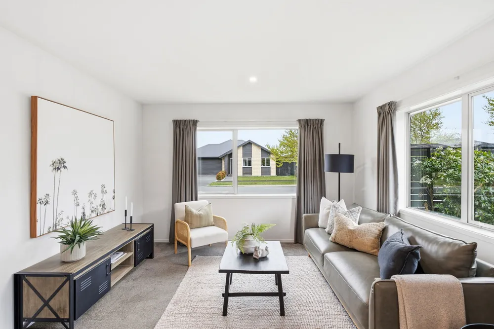 Photos of 8 Te Whariki Street