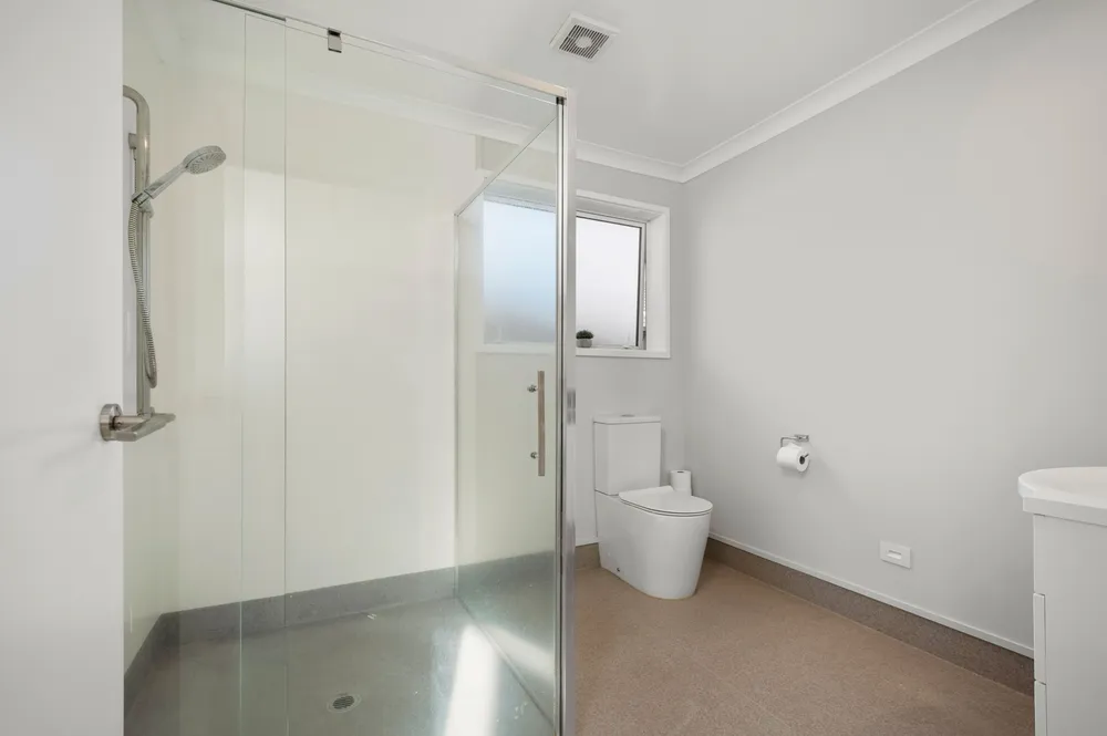 Photos of 4A Tiria Drive