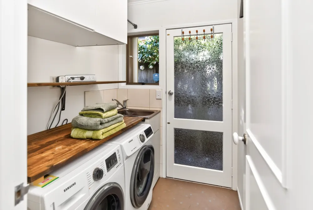 Photos of 93A Mellons Bay Road