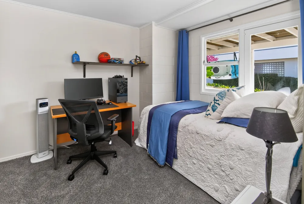 Photos of 93A Mellons Bay Road