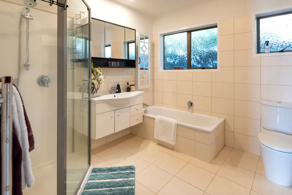 Photos of 93A Mellons Bay Road