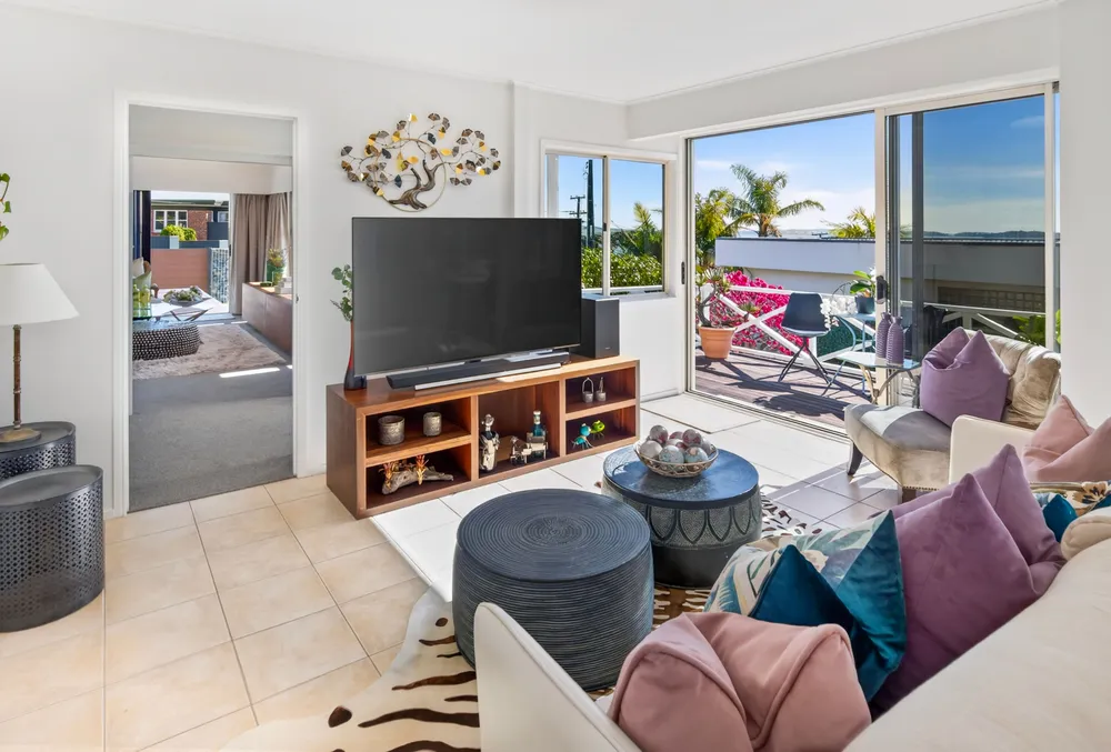 Photos of 93A Mellons Bay Road