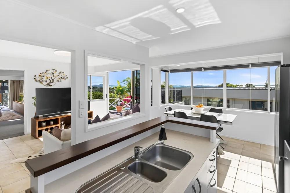 Photos of 93A Mellons Bay Road