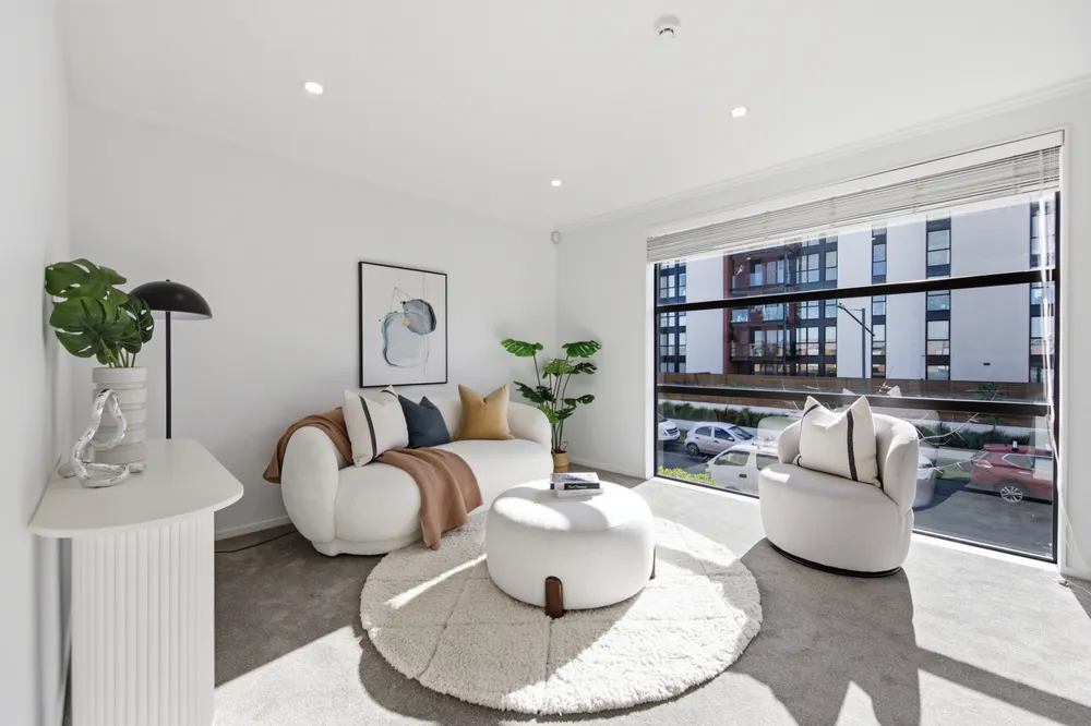 Photos of 43 Scoria Crescent