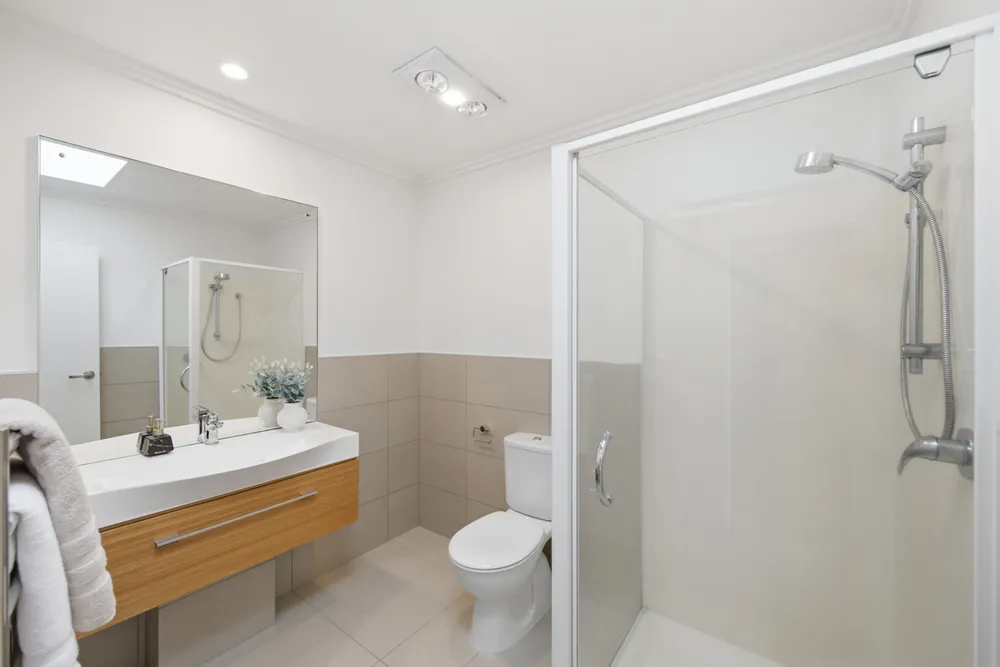 Photos of 43 Scoria Crescent