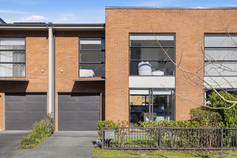 Photos of 43 Scoria Crescent