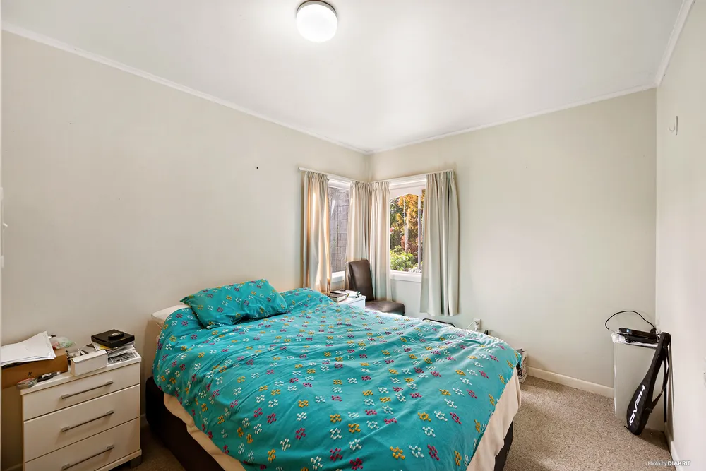 Photos of 31 Swan Crescent