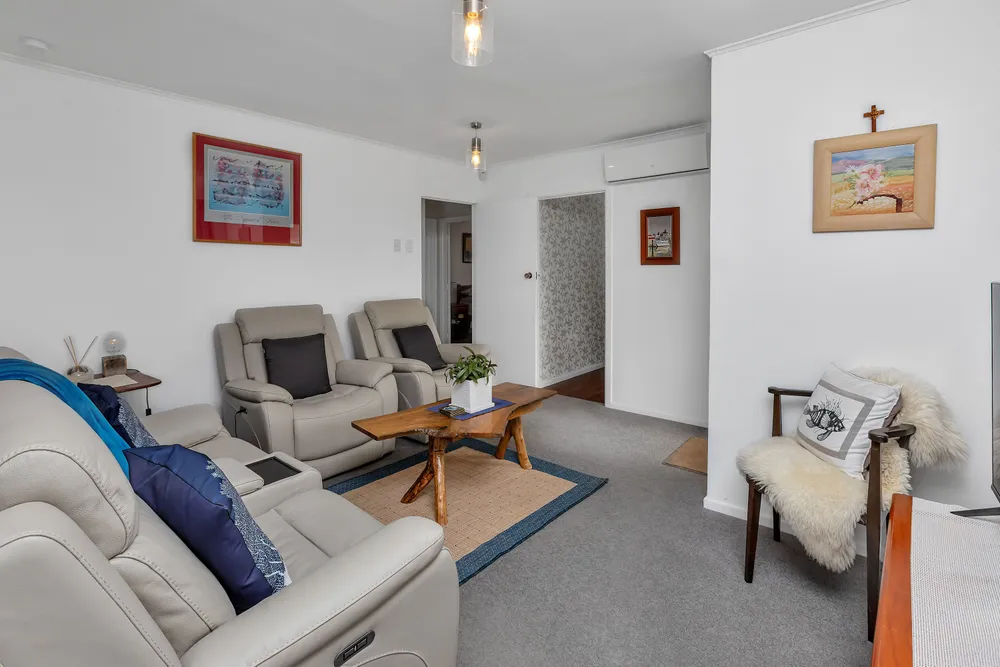 Photos of 212 Kiripaka Road