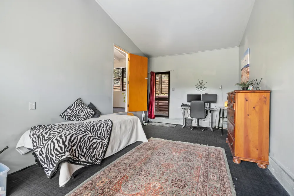 Photos of 3B Waimahanga Road