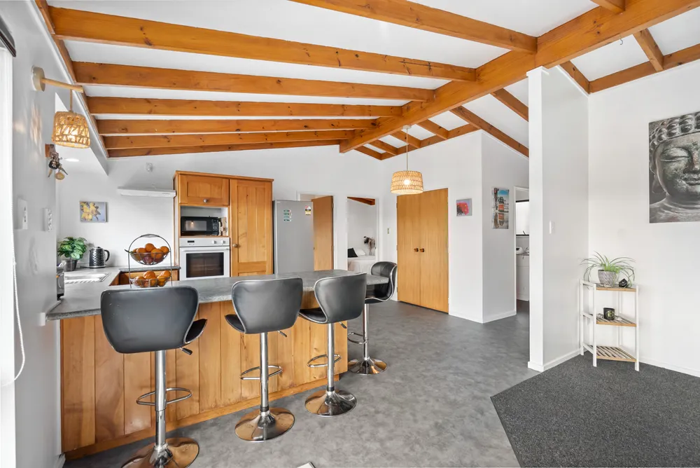 Photos of 3B Waimahanga Road