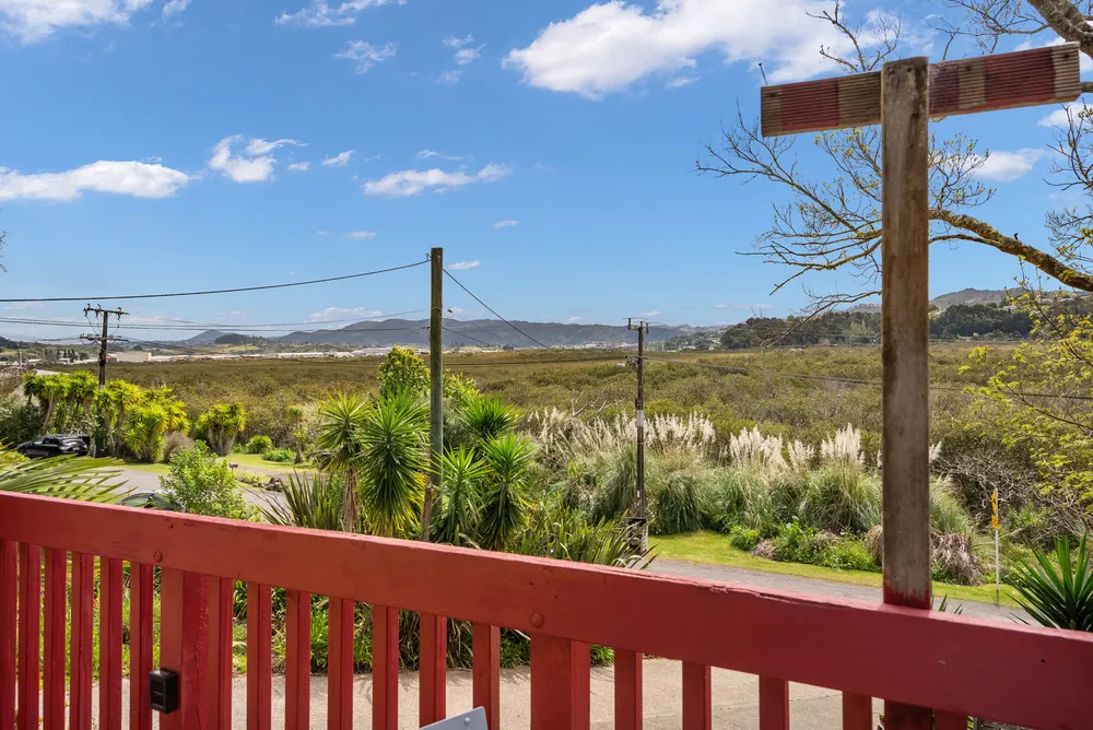 Photos of 3B Waimahanga Road