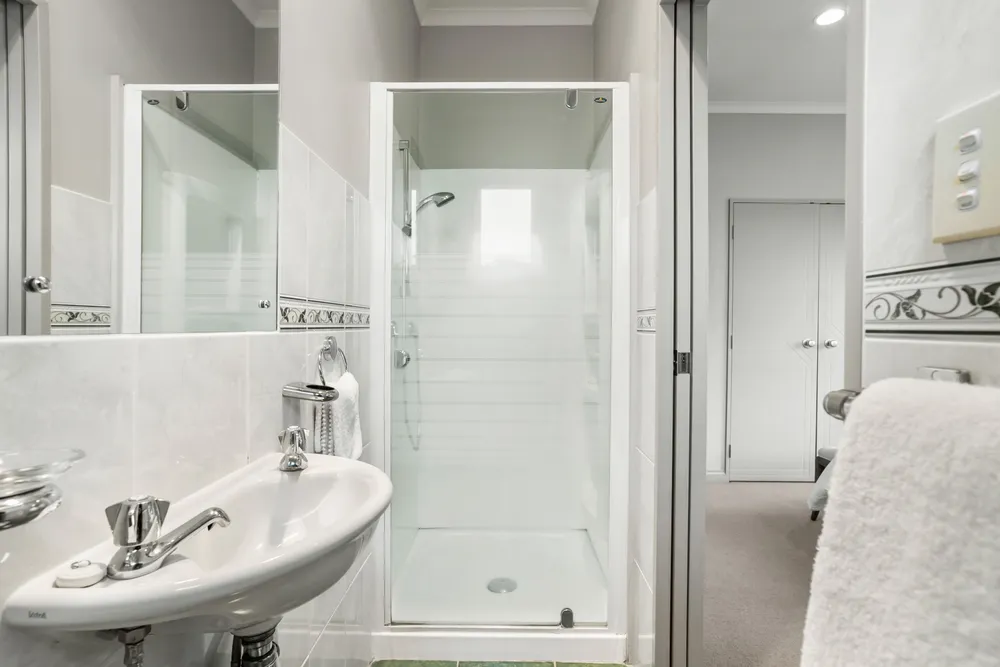 Photos of 25A William Avenue