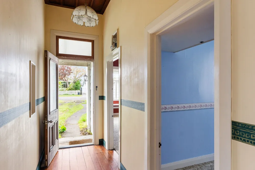 Photos of 10 Hinaki Street