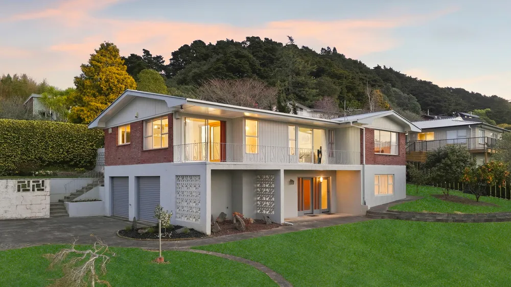 Photos of 2 Cherry Crescent