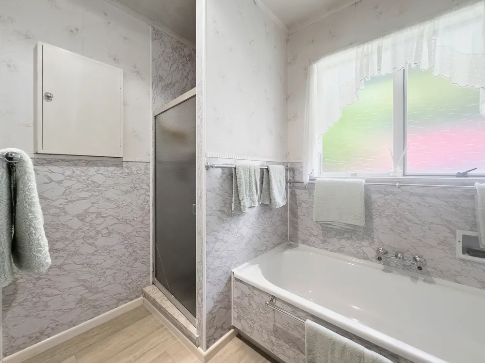 Photos of 2 Cherry Crescent