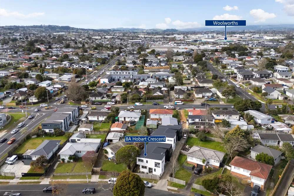 Photos of 8A Hobart Crescent