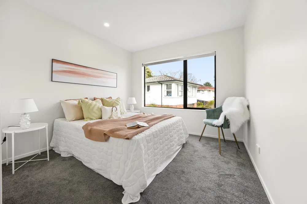 Photos of 8A Hobart Crescent