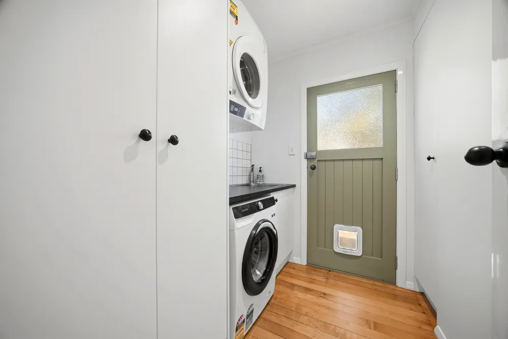 Photos of 62A Yeovil Road