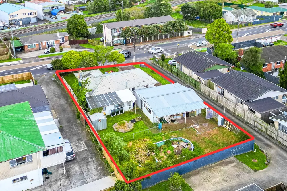 Photos of 266 Great South Road