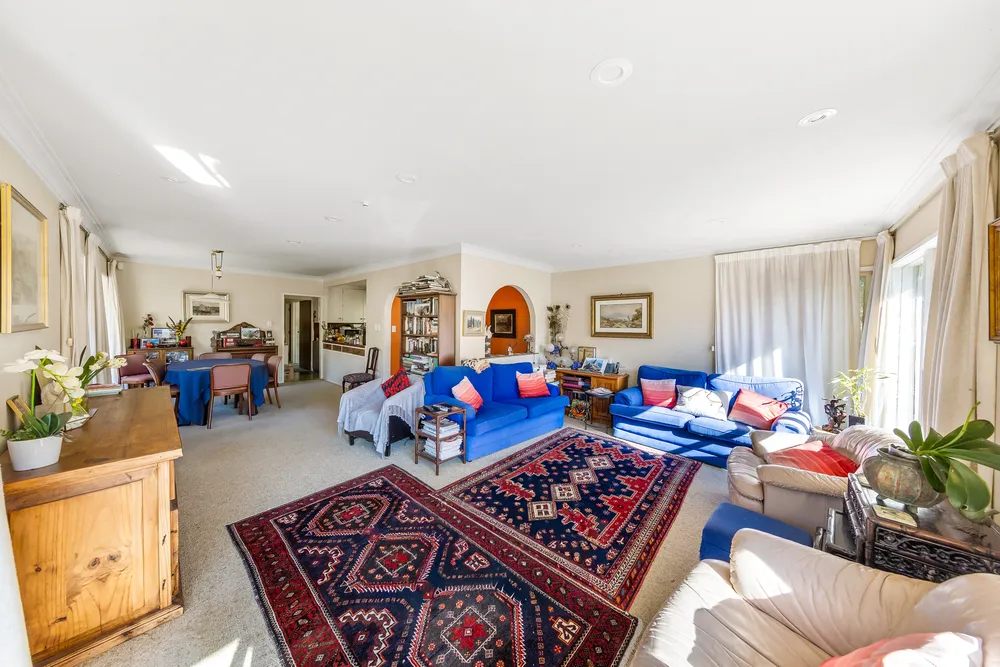 Photos of 68 Godden Crescent
