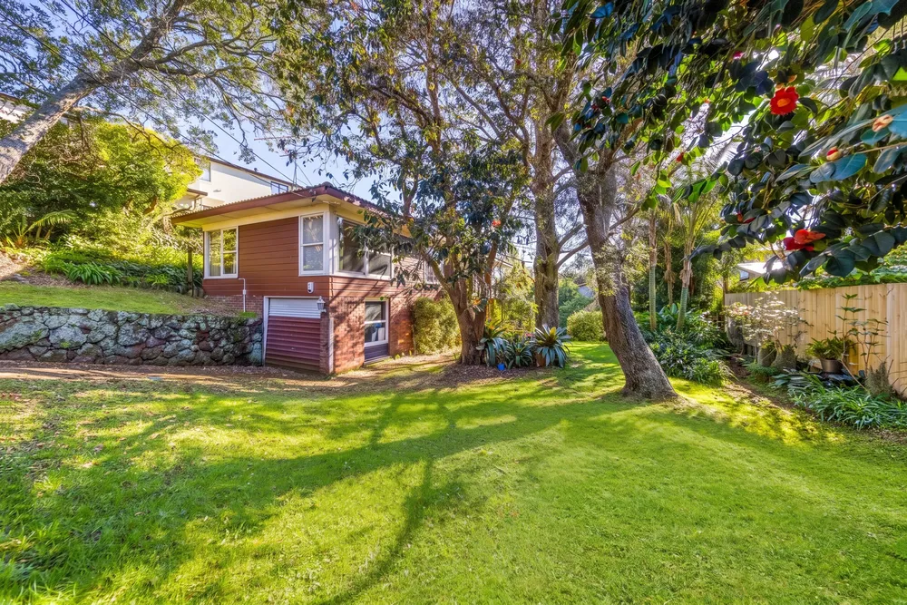 Photos of 68 Godden Crescent