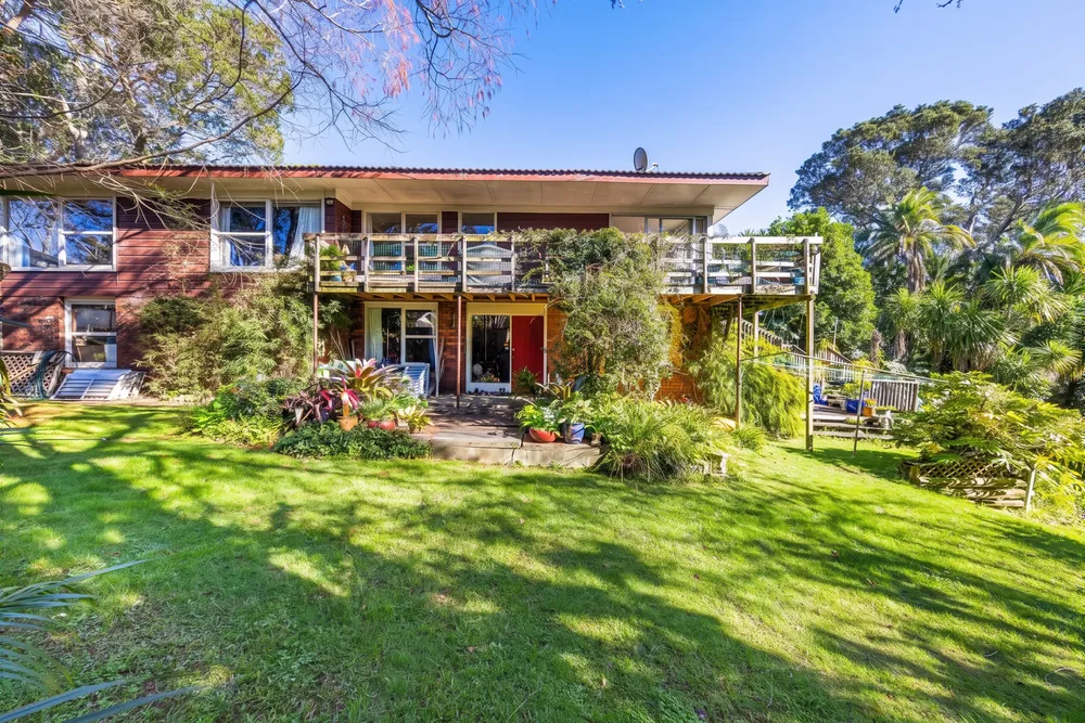 Photos of 68 Godden Crescent