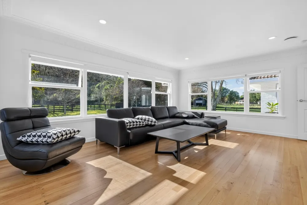 Photos of 2039 Te Pahu Road