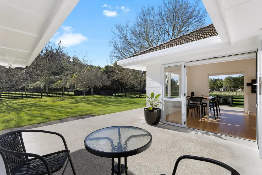 Photos of 2039 Te Pahu Road