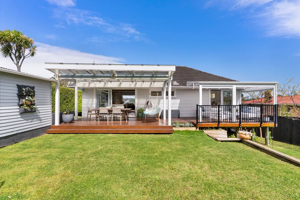 Photos of 41 Taupo Street