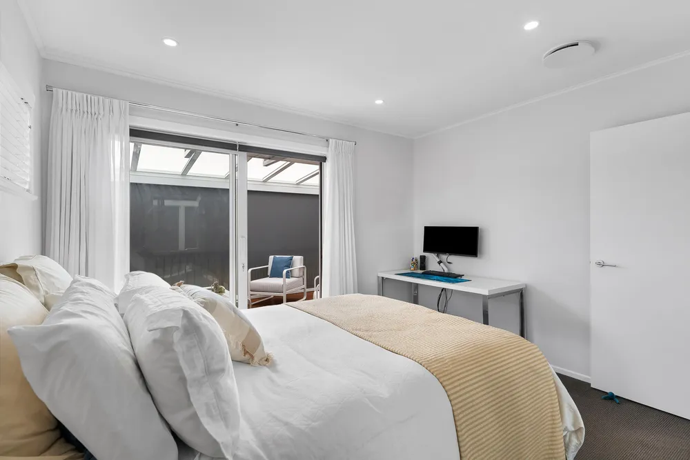 Photos of 41 Taupo Street