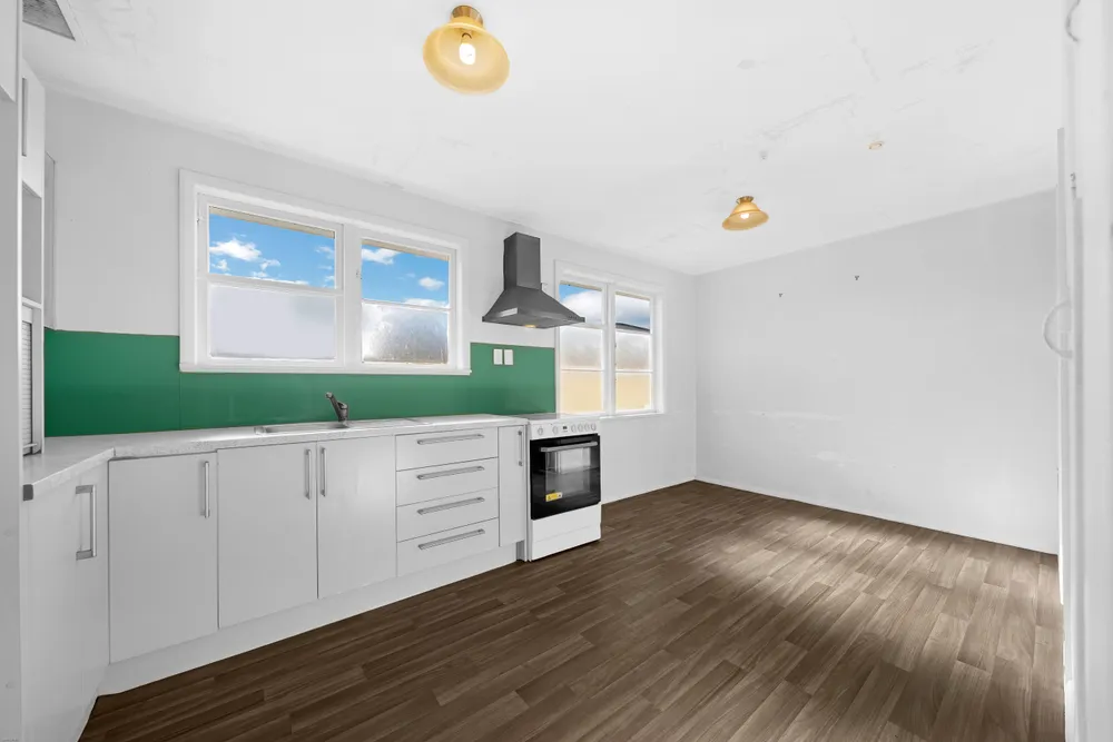Photos of 5 Bowen Street