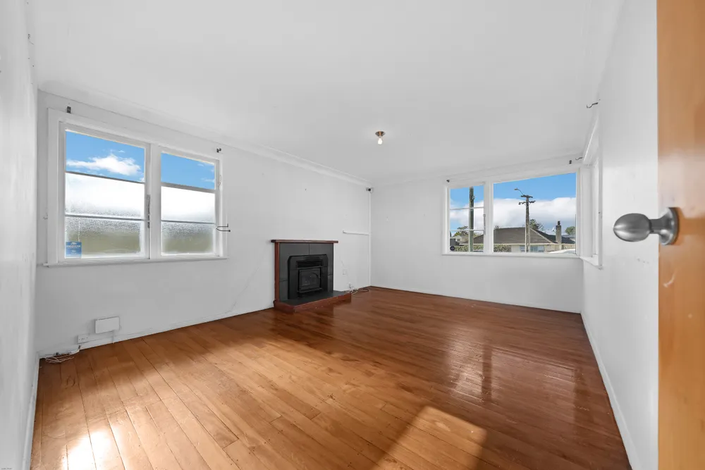 Photos of 5 Bowen Street