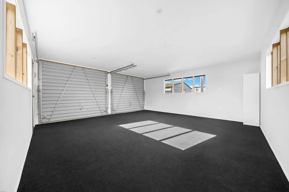 Photos of 5 Bowen Street