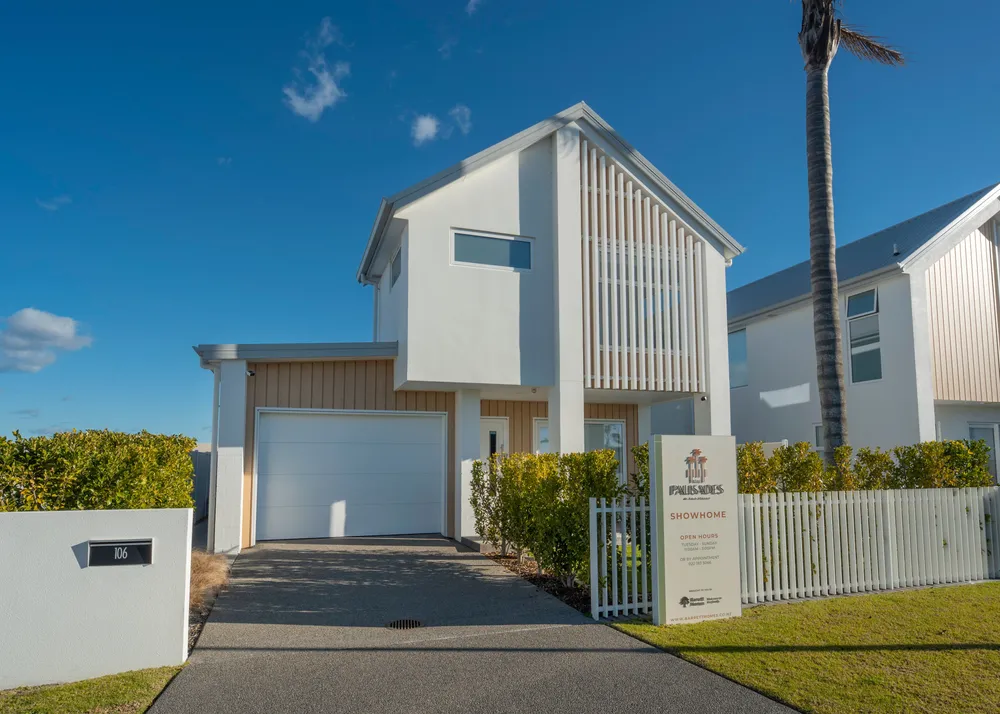 Photos of 106 Pallida Crescent