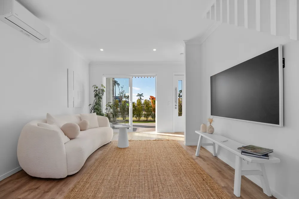 Photos of 106 Pallida Crescent